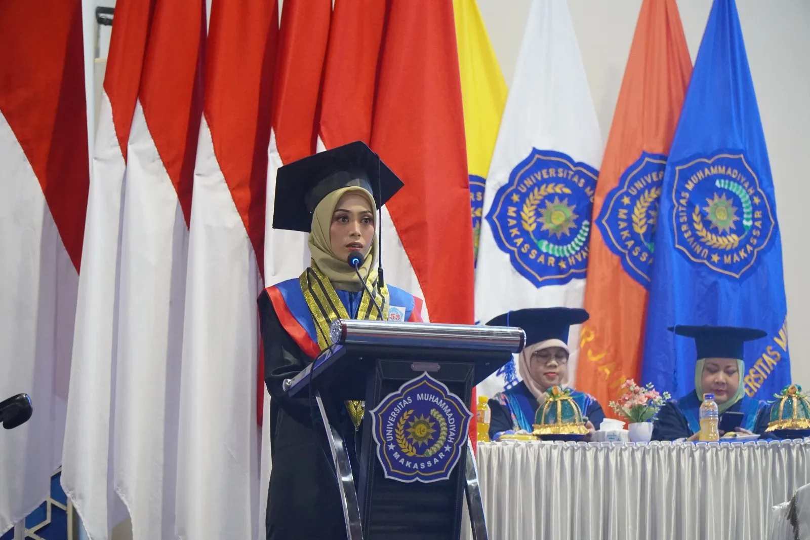 Gemar Menulis Artikel Ilmiah dan Berorganisasi, Antar Rizka Damayanti Jadi Wisudawan Terbaik Unismuh